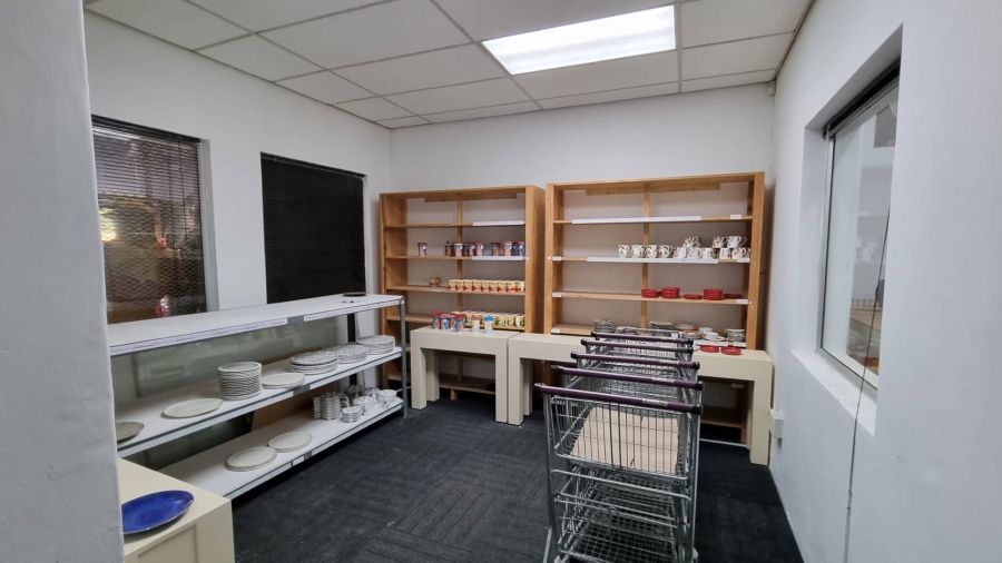 To Let Commercial Property for Rent in Salt River Western Cape